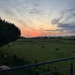 Holiday home La Maison Rose - Ciel By Melrose Saint-Come-de-Fresne